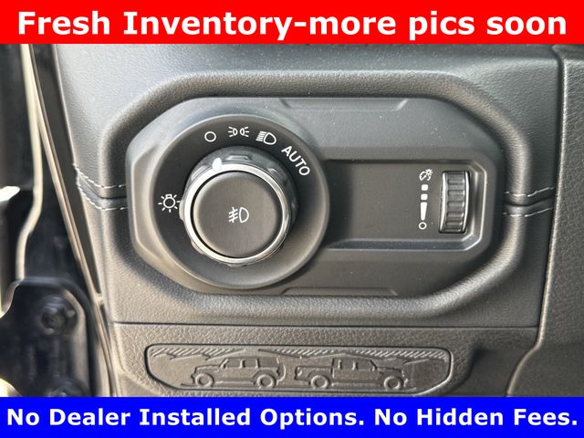 2024 Jeep Wrangler Rubicon Black at River Oaks CDJR