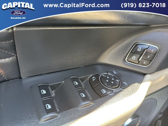 Used 2023 White Ford Platinum image 21