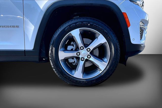 Used 2023 Jeep Grand Cherokee For Sale in Gloucester, MA