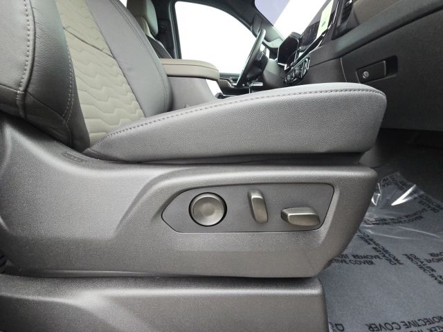 2025 Chevrolet Silverado 1500 ZR2:C02627