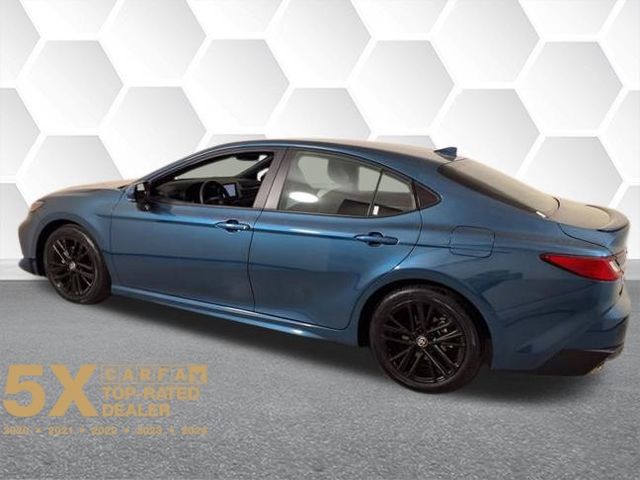 2025 Toyota Camry SE photo