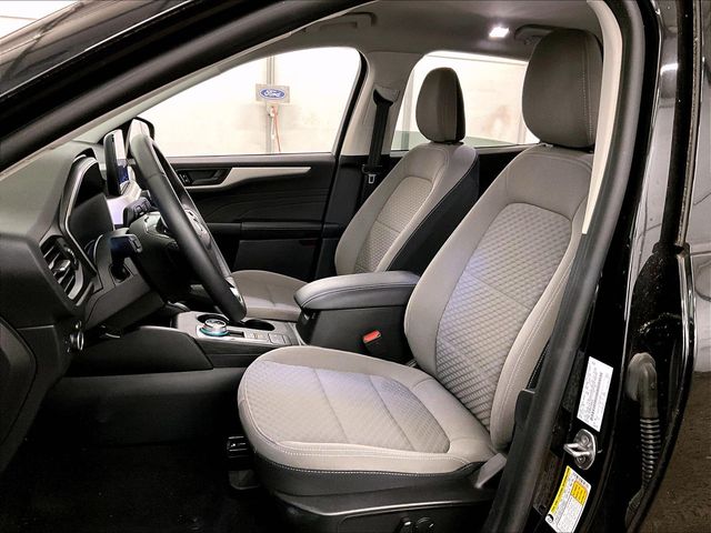 2022 Ford Escape SE Black at Luther Ford