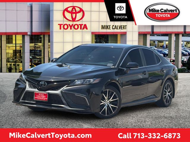 Midnight Black Metallic 2024 Toyota Camry Sedan Front-Wheel Drive 8-Speed Automatic