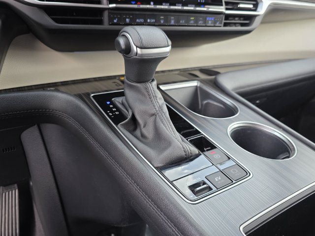 Used 2024 Toyota Sienna Van