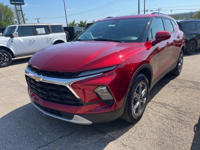Radiant Red Tintcoat 2023 Chevrolet Blazer 2LT FWD SUV / Crossover Front-Wheel Drive 9-Speed Automatic Overdrive