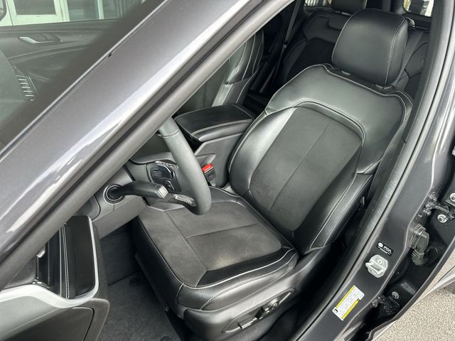 Used 2024 Gray Jeep Altitude X image 12