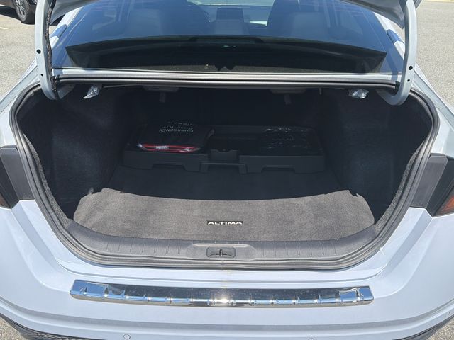 Used 2023 Nissan Altima Sedan