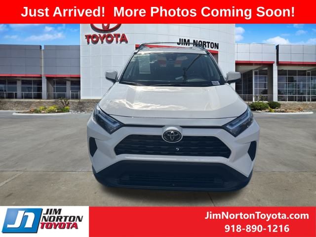 Used 2024 Toyota RAV4 XLE with VIN 2T3W1RFV5RW352434 for sale in Northfield, Minnesota
