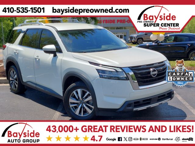 Pearl White Tricoat 2023 Nissan Pathfinder SUV / Crossover Front-Wheel Drive 9-Speed Automatic
