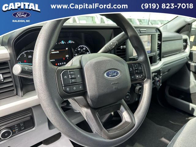 Certified Used 2025 Oxford White Ford XLT image 24