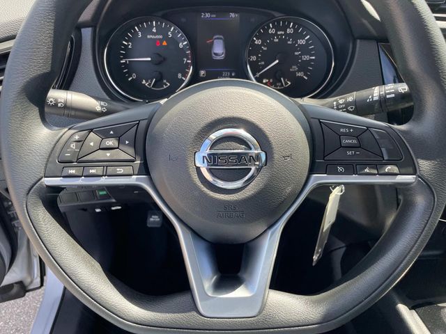 2019 Nissan Rogue Sport S 18