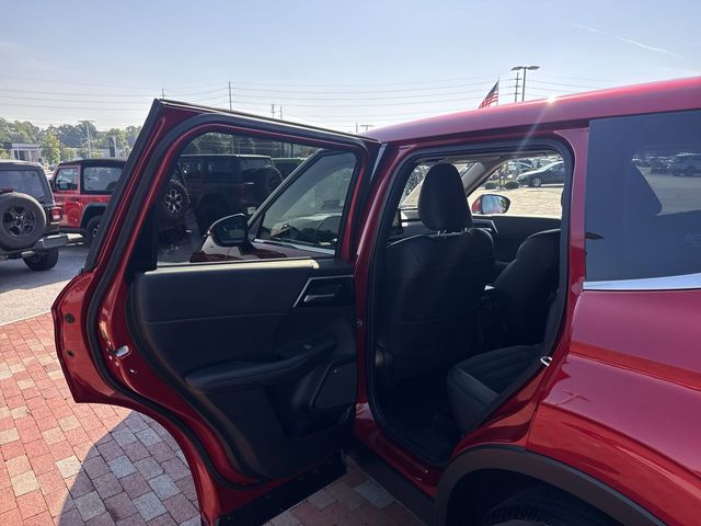 Used 2025 Mitsubishi Outlander SUV