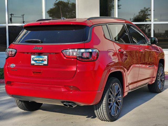 2022 Jeep Compass Limited 7