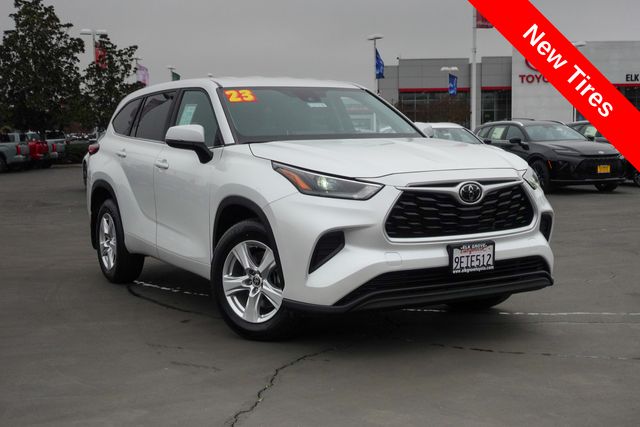 used 2023 Toyota Highlander car, priced at $32,900
