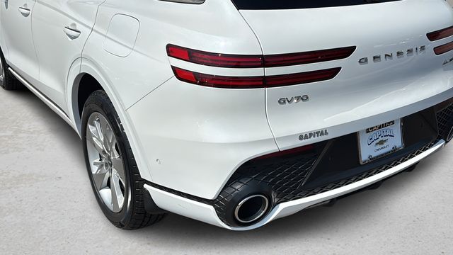 Used 2023 White Genesis 3.5T Sport image 37