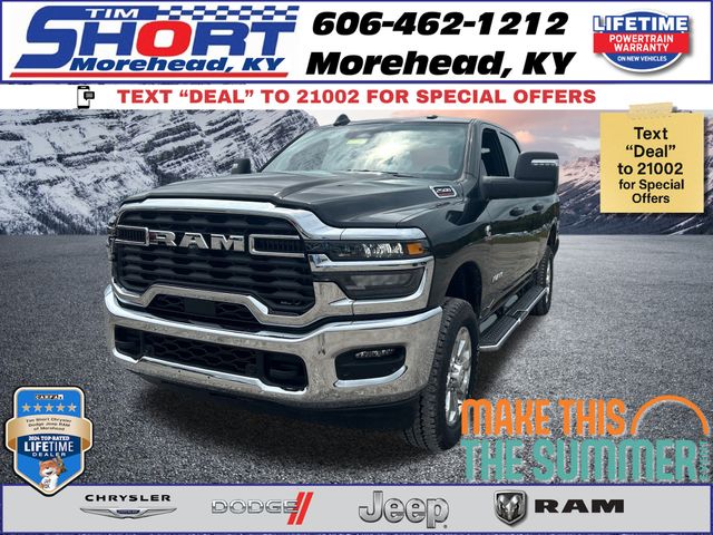 Diamond Black Crystal Pearlcoat 2026 RAM 2500 Pickup Truck Four-Wheel Drive 8-Speed Automatic