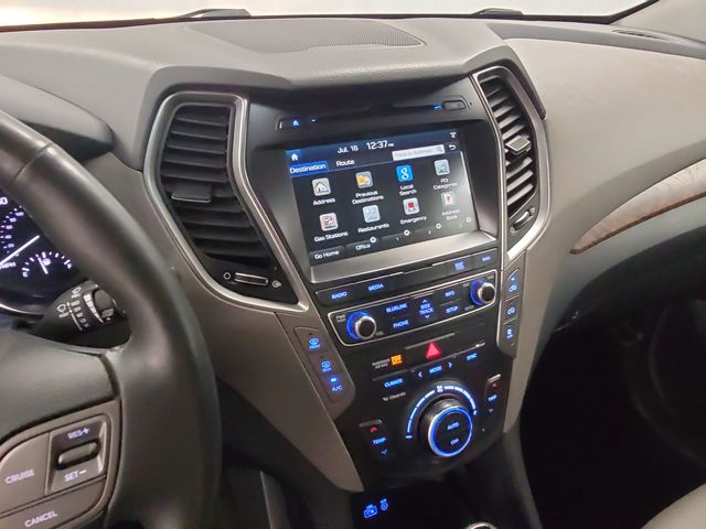 2017 – Hyundai – Santa Fe