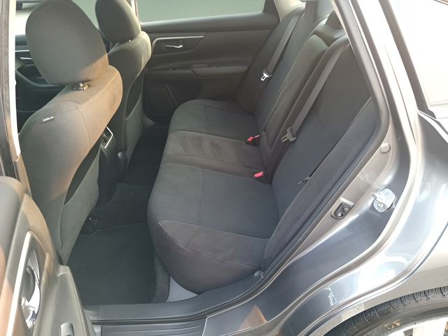 Used 2015 Nissan Altima Sedan