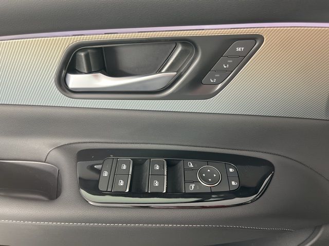 2025 Everest White Pearl Tricoat Nissan Murano SL AWD SUV