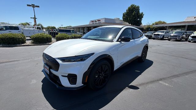 Star White Metallic Tri-Coat 2026 Ford Mustang Mach-E SUV / Crossover All-Wheel Drive Automatic