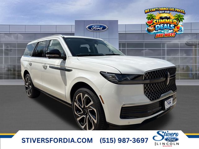 Star White Metallic Tri-Coat 2026 Lincoln Navigator SUV / Crossover Four-Wheel Drive Automatic