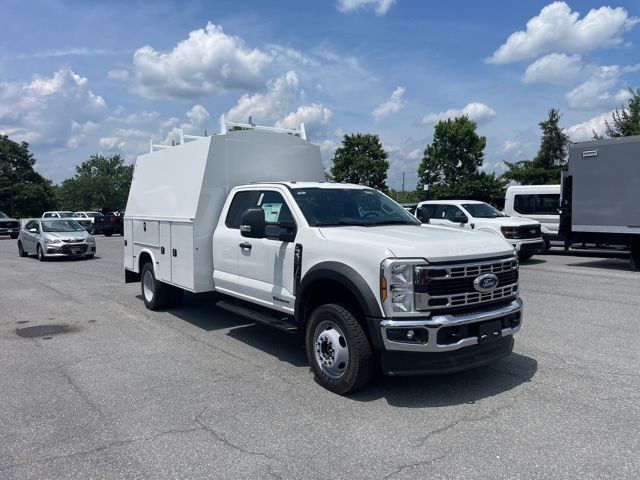 2025 Ford F-550 Super Duty 
