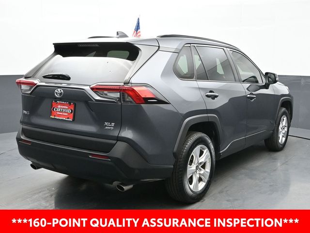 2021 Toyota RAV4 XLE 7