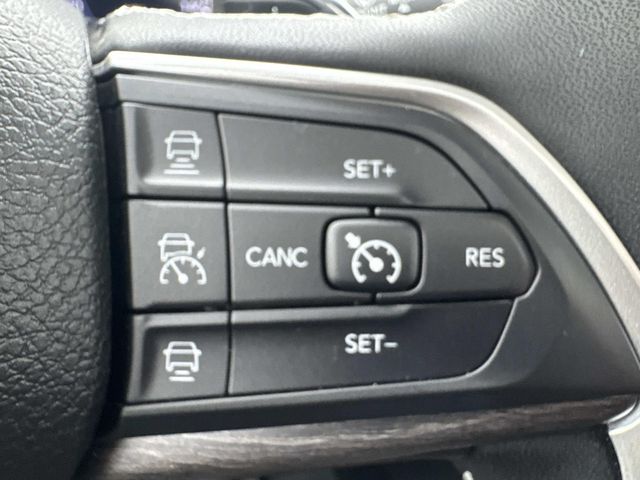 2023 Jeep Grand Cherokee L - Image 15