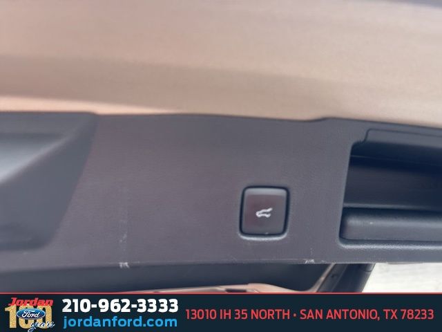 Used Car 2021 Ford Escape  Se For Sale Under $20,000 In San Antonio, Texas