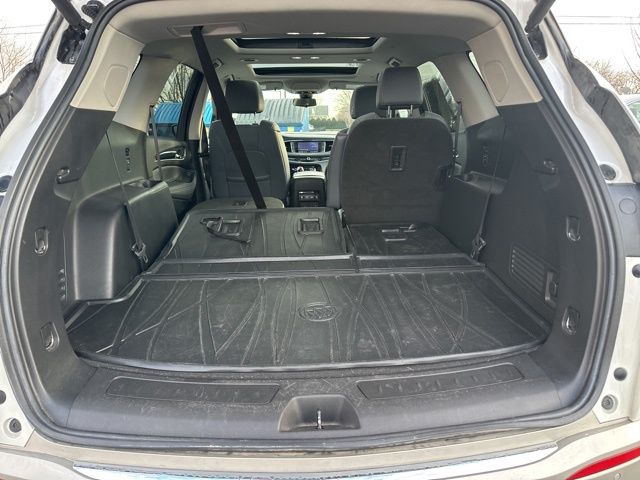 Used 2021 White Buick Essence image 31