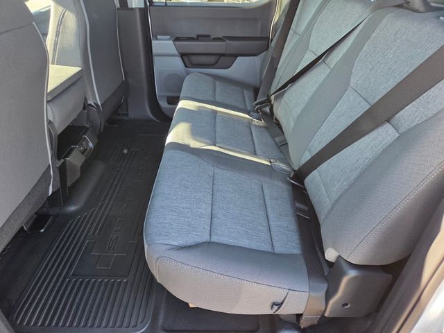 New 2026 Ford Super Duty F-350 Chassis Crew Cab XL