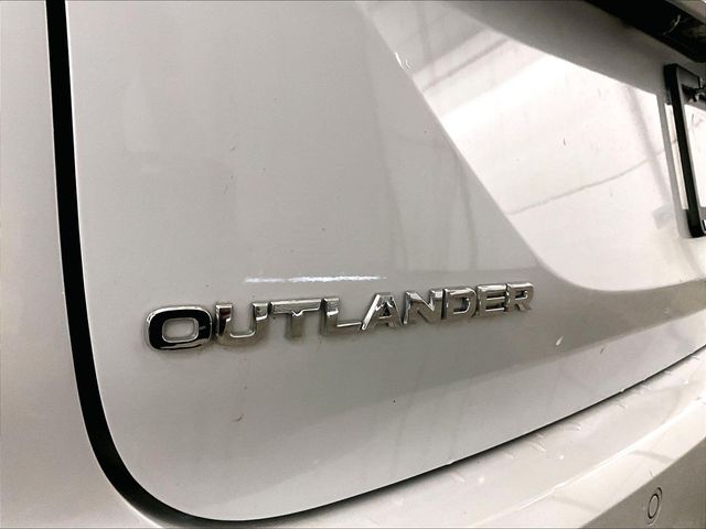 2023 Mitsubishi Outlander SE Black Edition  at South Hills Kia