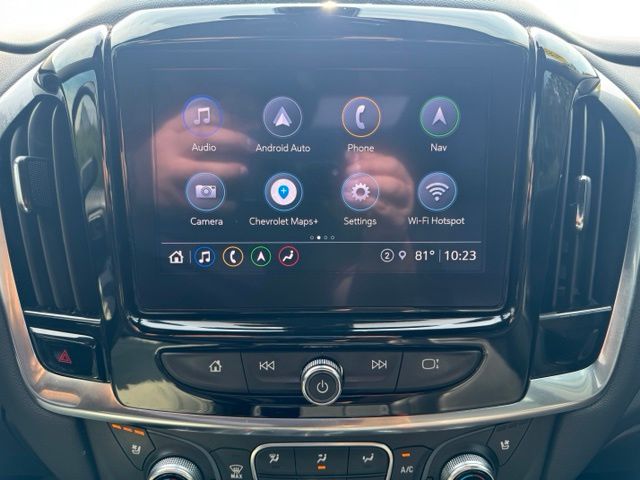 Used 2022 Black Chevrolet High Country image 31