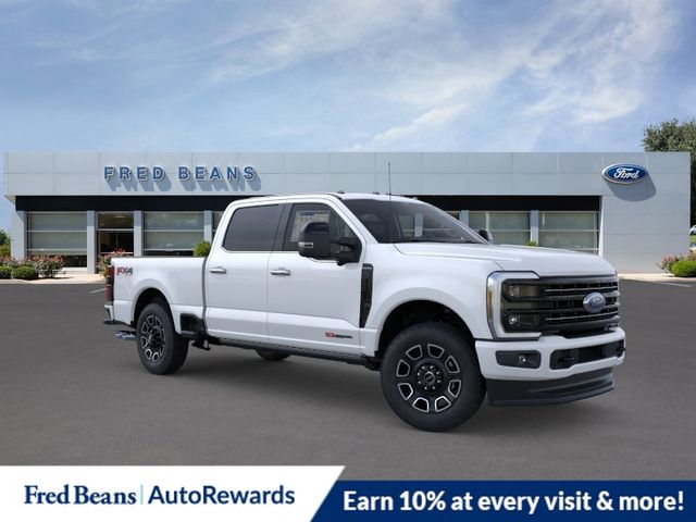 White Metallic 2026 Ford F-250 Super Duty Platinum Crew Cab 4WD Pickup Truck Four-Wheel Drive Automatic