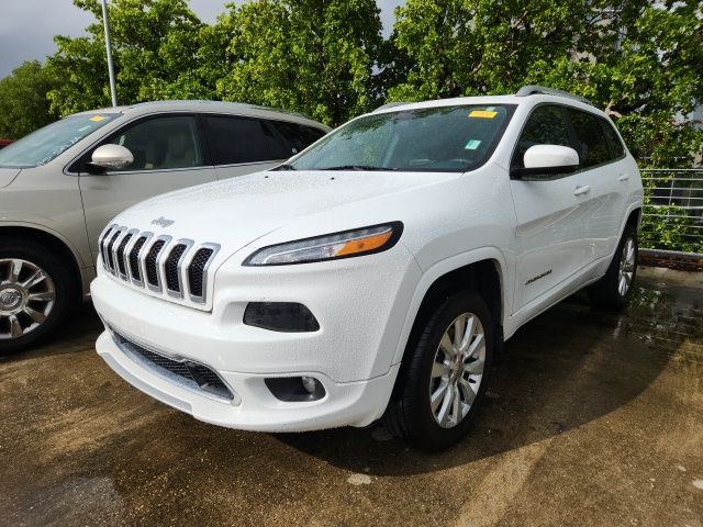 2017 Jeep Cherokee Overland 2