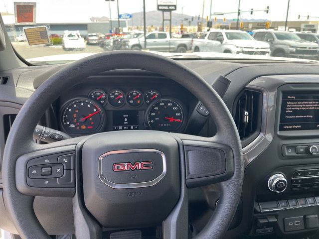 2024 GMC Sierra 3500HD Pro 33