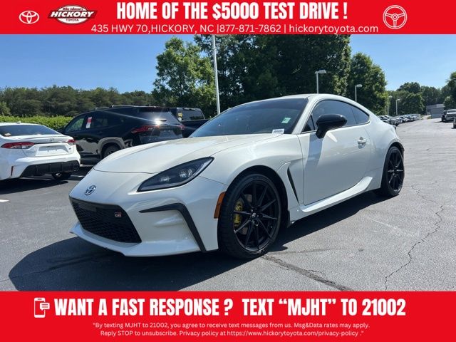 Halo 2022 Toyota GR86 Premium RWD Coupe Rear-Wheel Drive 6-Speed Automatic