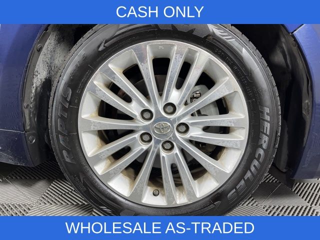 2013 Nautical Blue Metallic Toyota Avalon Hybrid XLE Premium FWD Sedan