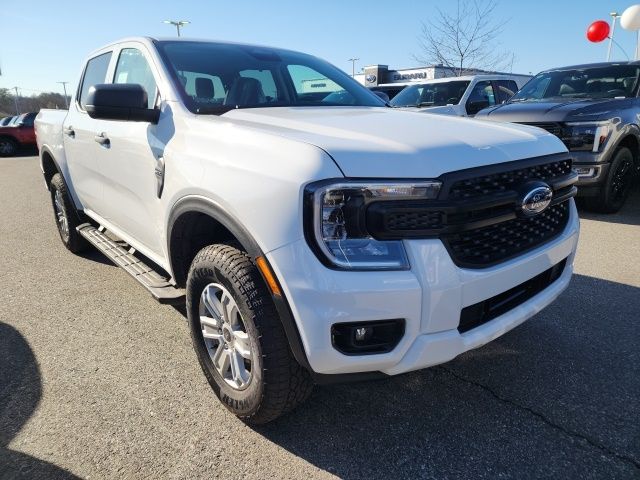 Oxford White 2026 Ford Ranger XL SuperCrew 4WD Pickup Truck Four-Wheel Drive Automatic