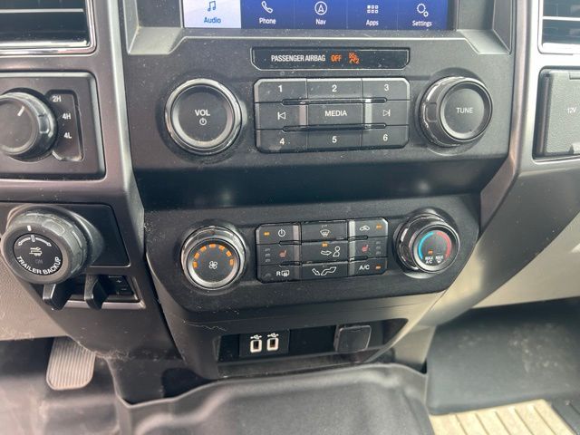 2019 Ford F-150 XLT - Oxford White exterior view 10