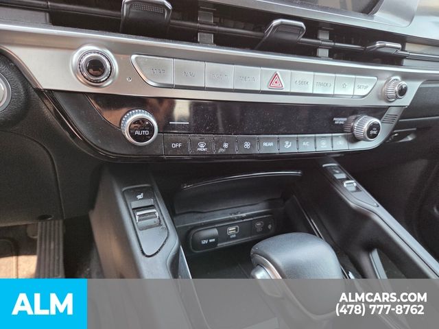 Used 2025 Black Kia S image 6