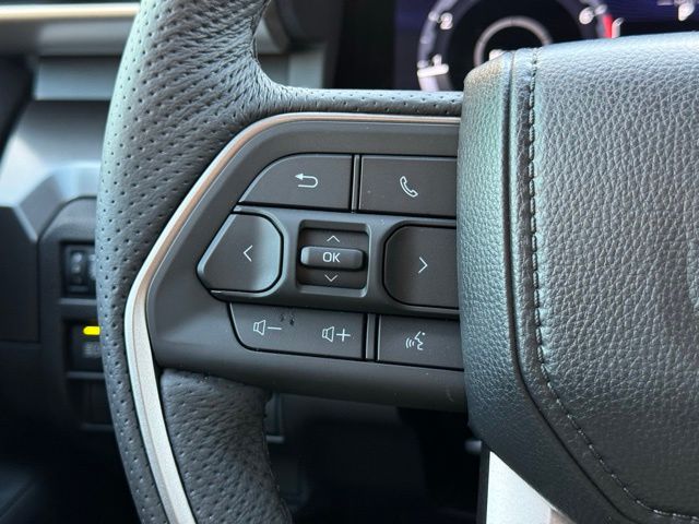 2025 Toyota Tacoma TRD Off Road - Photo 13