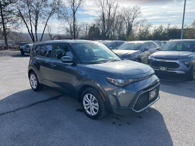 2023 Kia Soul LX FWD
