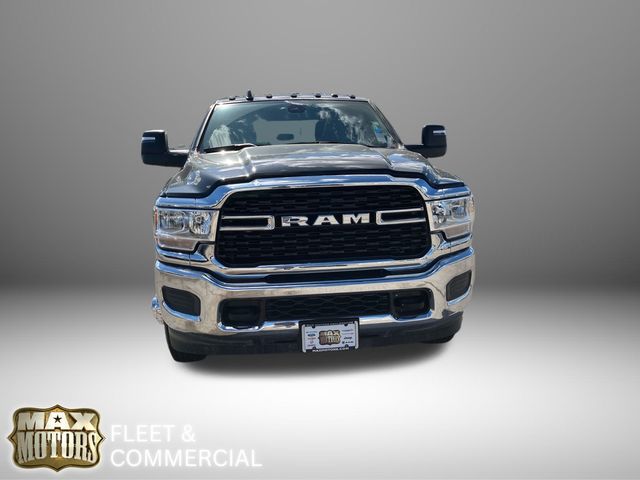 2023 Ram 3500 SLT 2