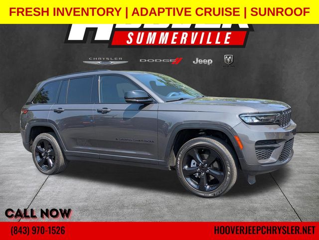 Baltic Gray Metallic Clearcoat 2023 Jeep Grand Cherokee Altitude X 4WD SUV / Crossover Four-Wheel Drive 8-Speed Automatic