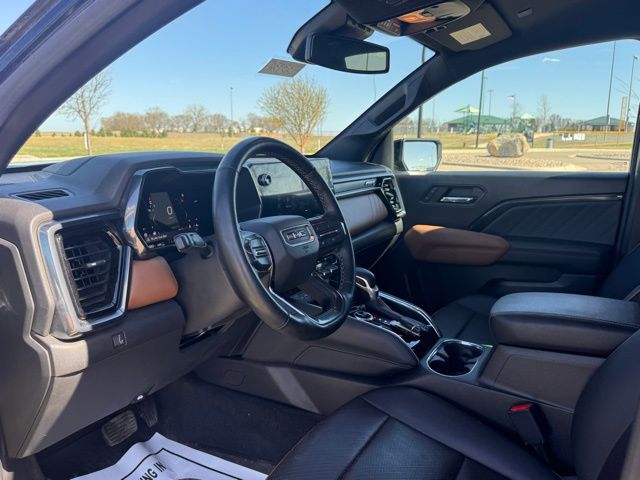 2023 GMC Canyon 4WD Crew Cab Short Box AT4