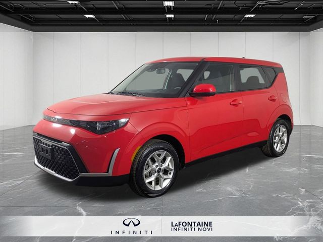 2023 Kia Soul LX FWD