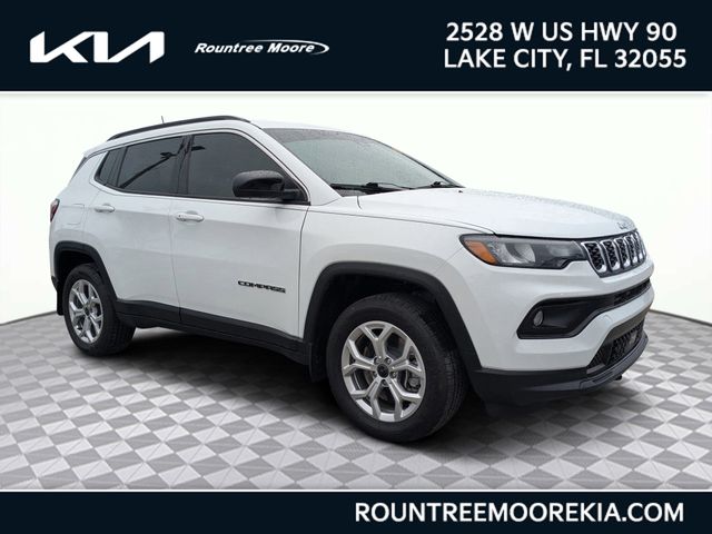 Bright White Clearcoat 2025 Jeep Compass Latitude 4WD SUV / Crossover Four-Wheel Drive 8-Speed Automatic