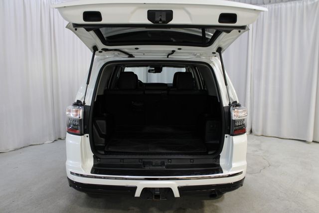 Used 2021  Toyota Nightshade image 34