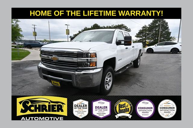Summit White 2018 Chevrolet Silverado 3500HD Work Truck Crew Cab 4WD Pickup Truck Four-Wheel Drive 6-Speed Automatic Overdrive